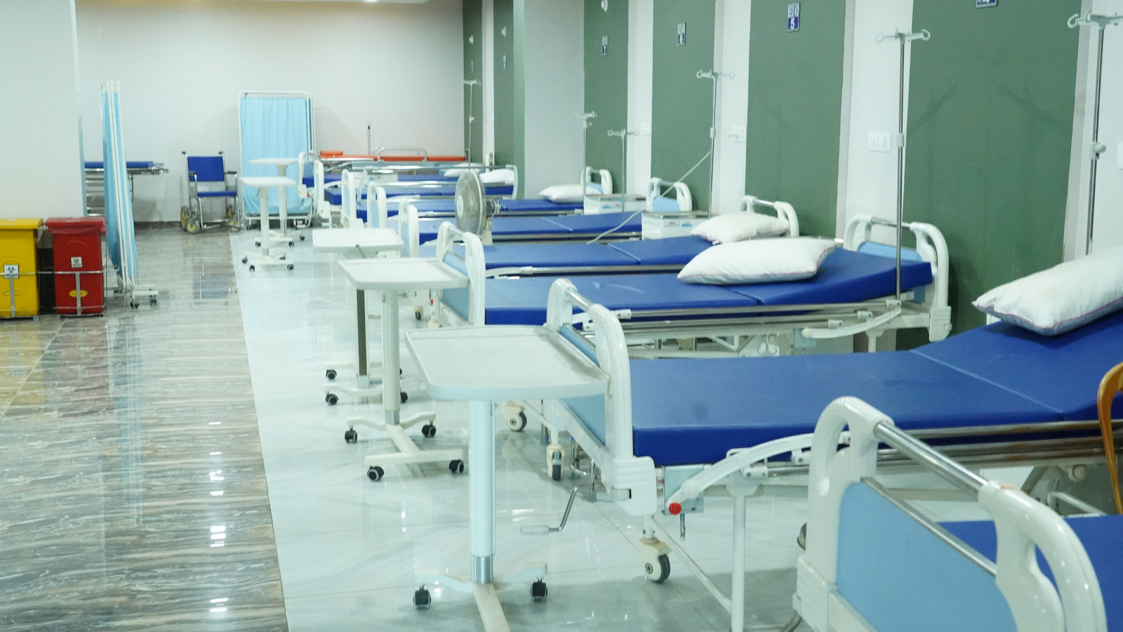 Sourcing specialized clinical hardware